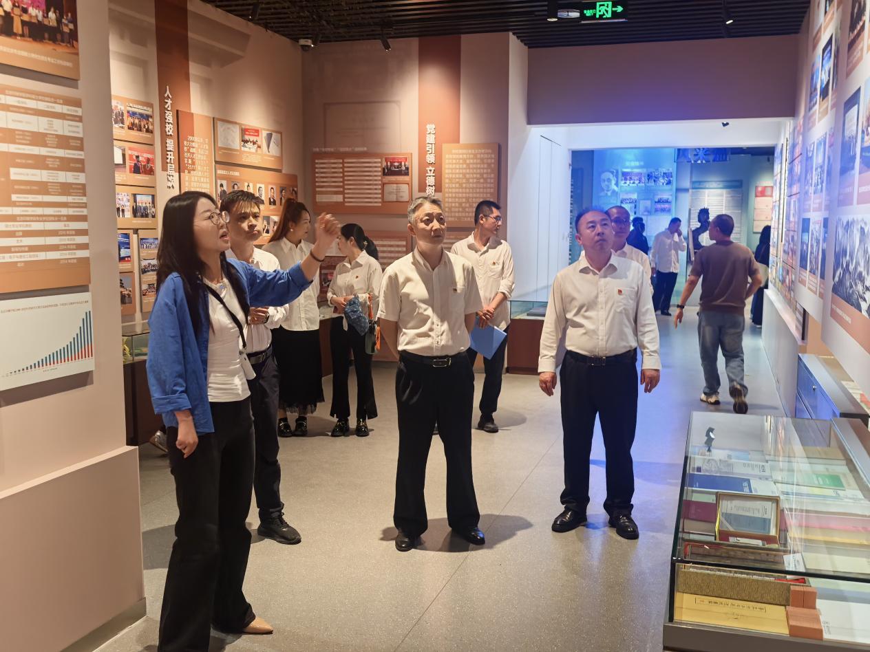职业与继续教育学院联合大兴经开区党群工作...